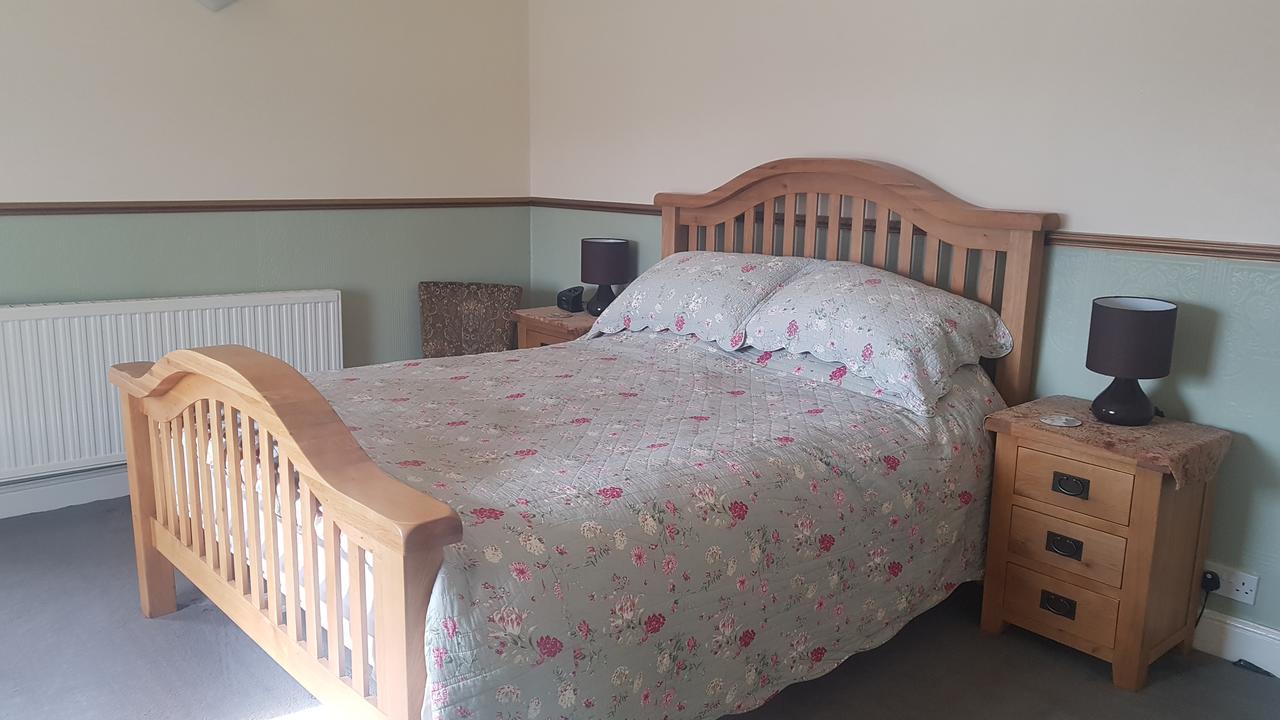 The Chelsea Bed and Breakfast Llandudno Exteriör bild