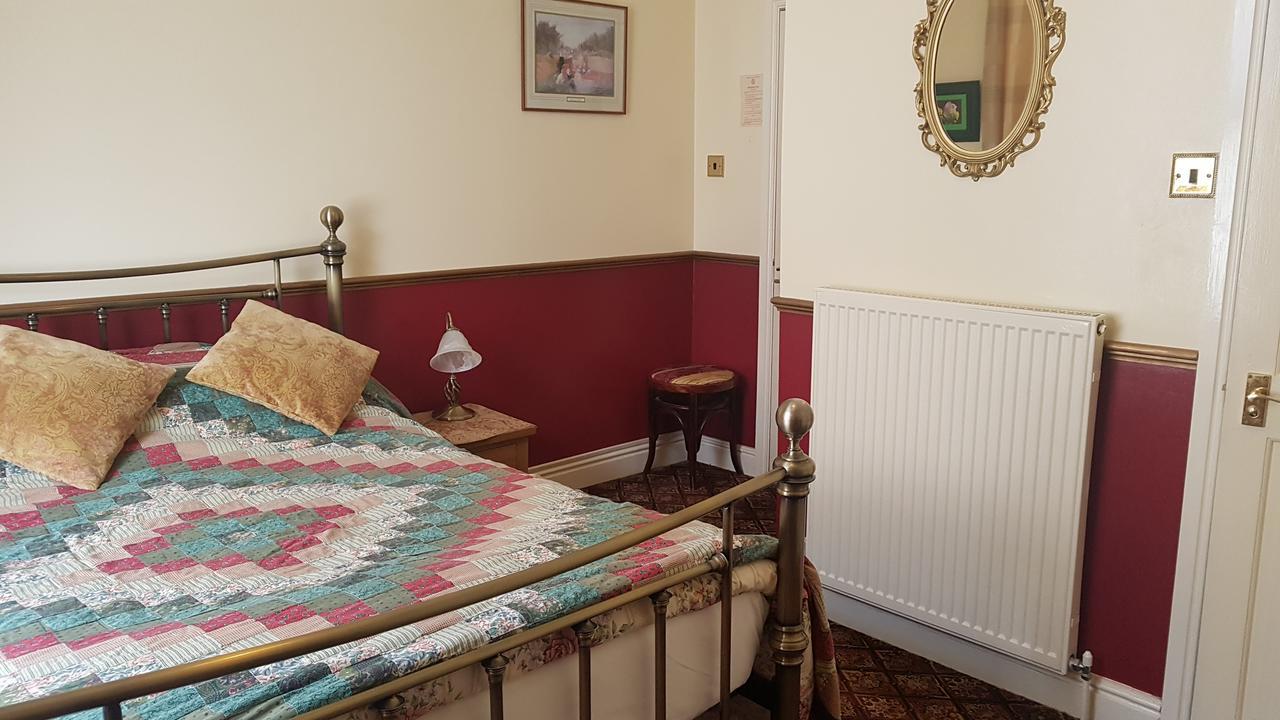 The Chelsea Bed and Breakfast Llandudno Exteriör bild