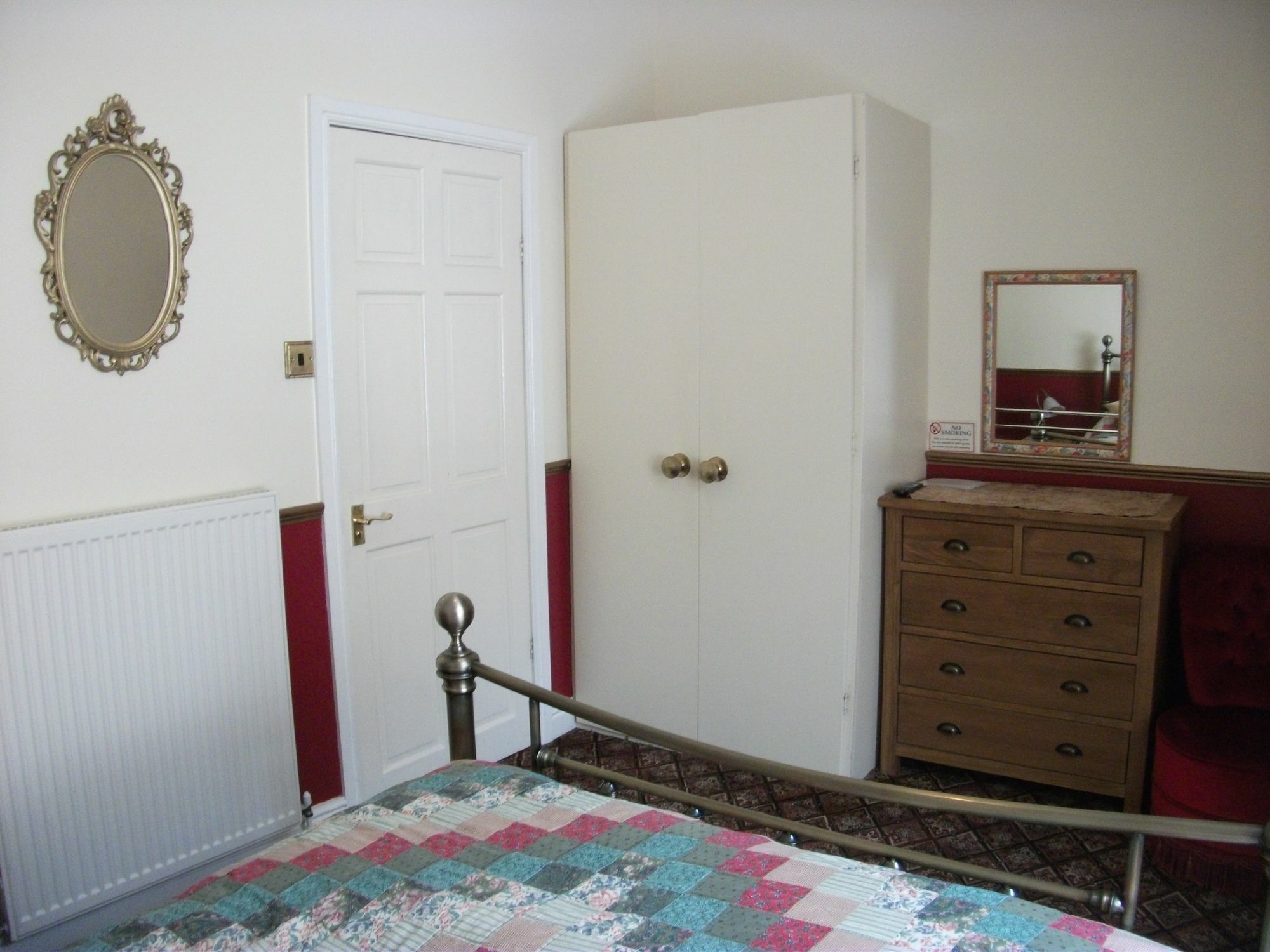 The Chelsea Bed and Breakfast Llandudno Exteriör bild