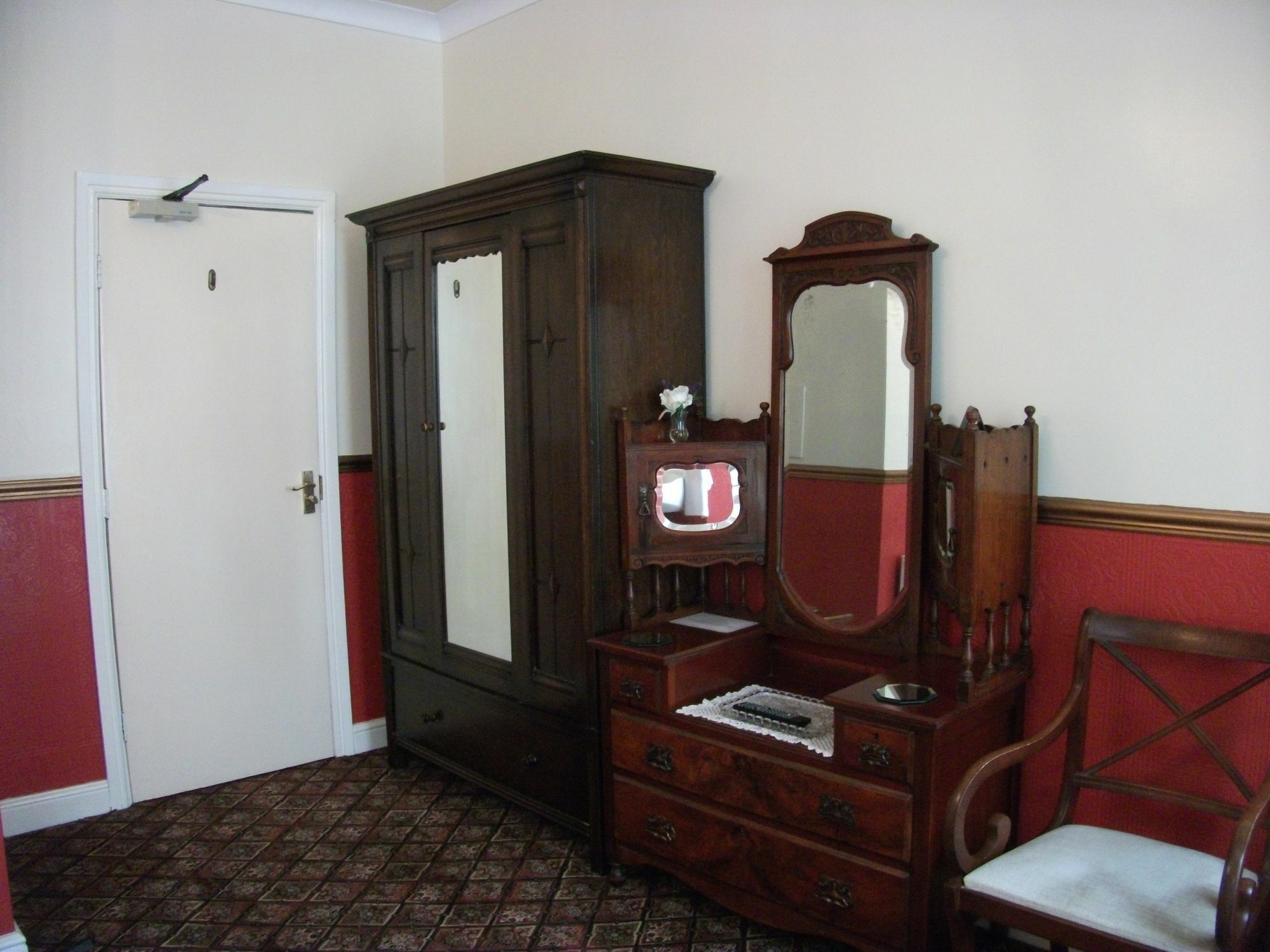 The Chelsea Bed and Breakfast Llandudno Exteriör bild